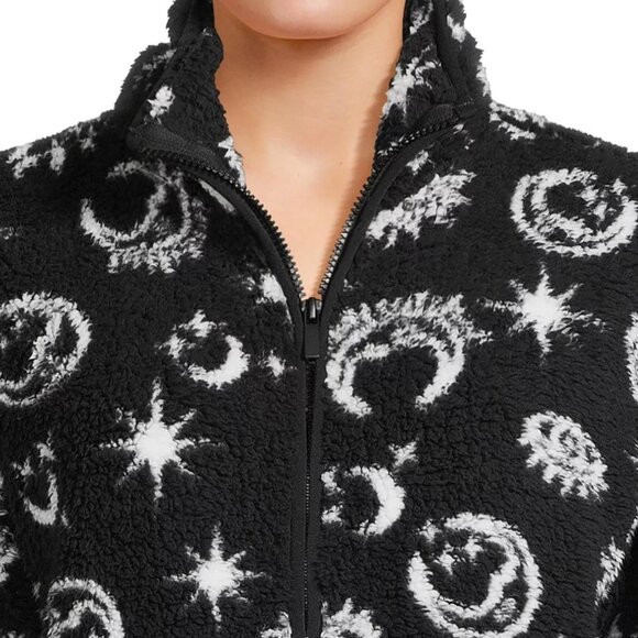 3/$30 Plush Pullover, Celestial Print - Picture 4 of 8